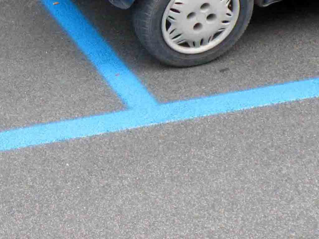 Milazzo, strisce blu già operative, tariffe diverse tra centro e mare