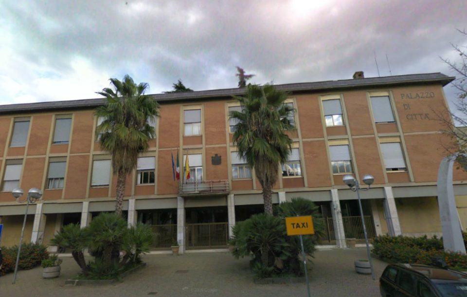 A San Cataldo scongiurato l’aumento dei passi carrabili