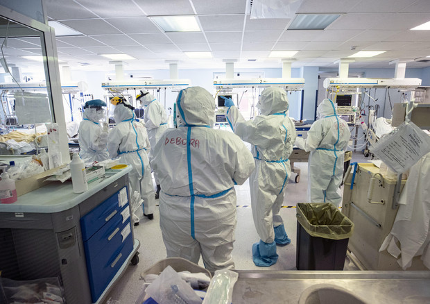 Covid, balzo terapie intensive in Sicilia, si rischia zona gialla già da lunedì