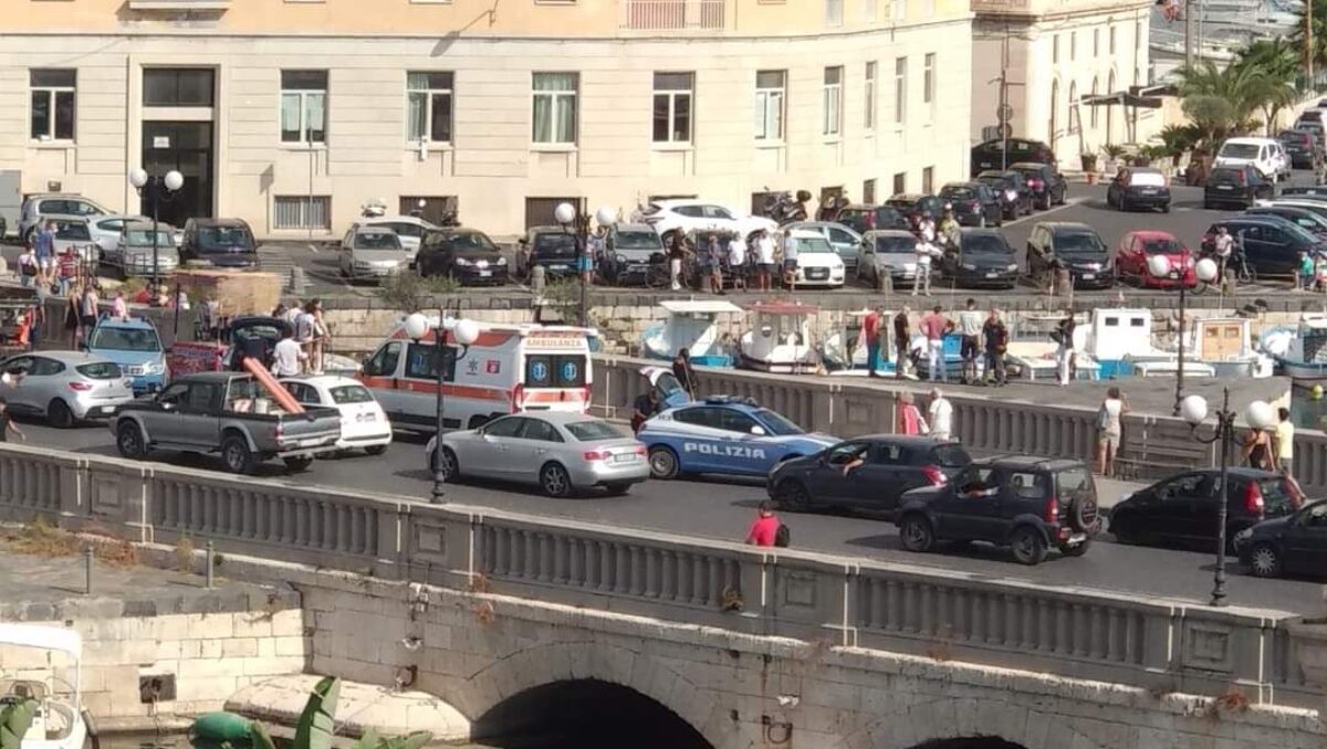 Siracusa, ritrovato cadavere sotto il Ponte Umbertino in Ortigia