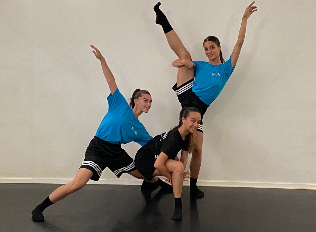 Tre danzatrici siciliane volano a l’École di Parigi, chi sono e il loro segreto