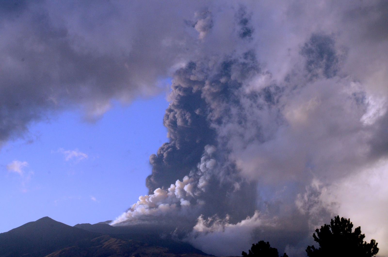 Etna, cessata stamattina all’alba l’attività vulcanica