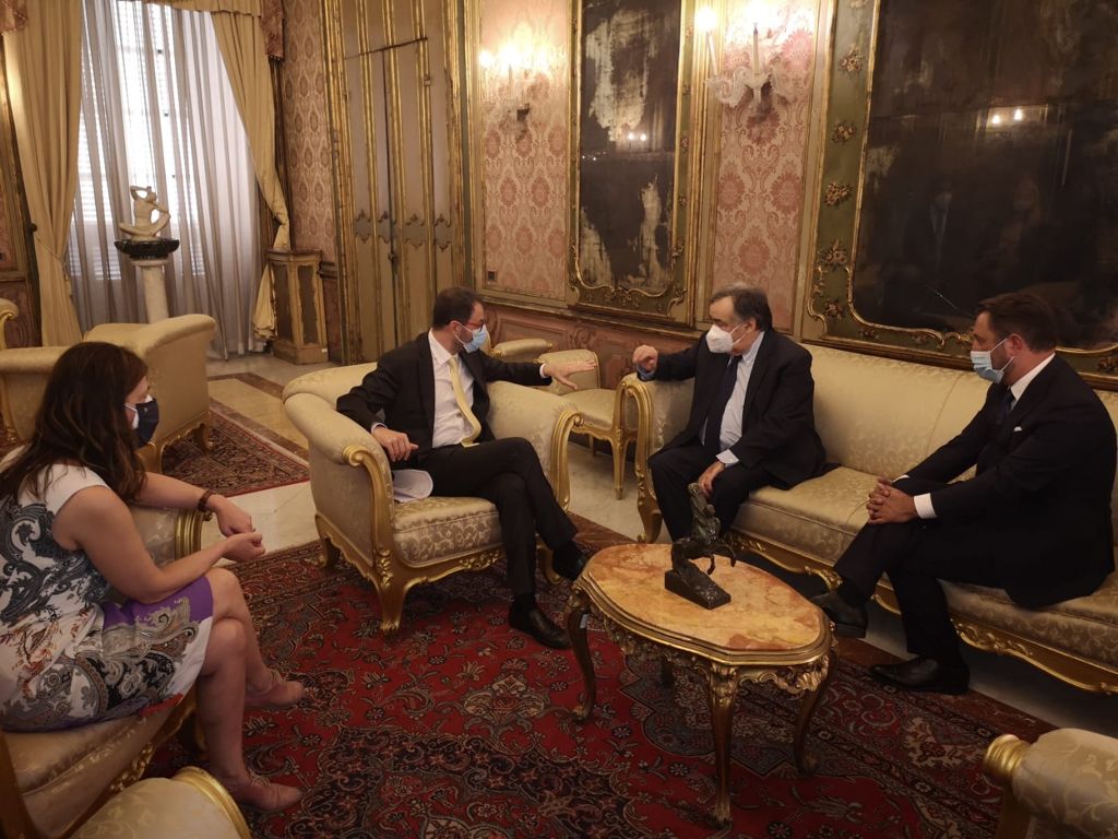 Palermo, Orlando incontra Patuanelli, “Subito ristori e risarcimenti”