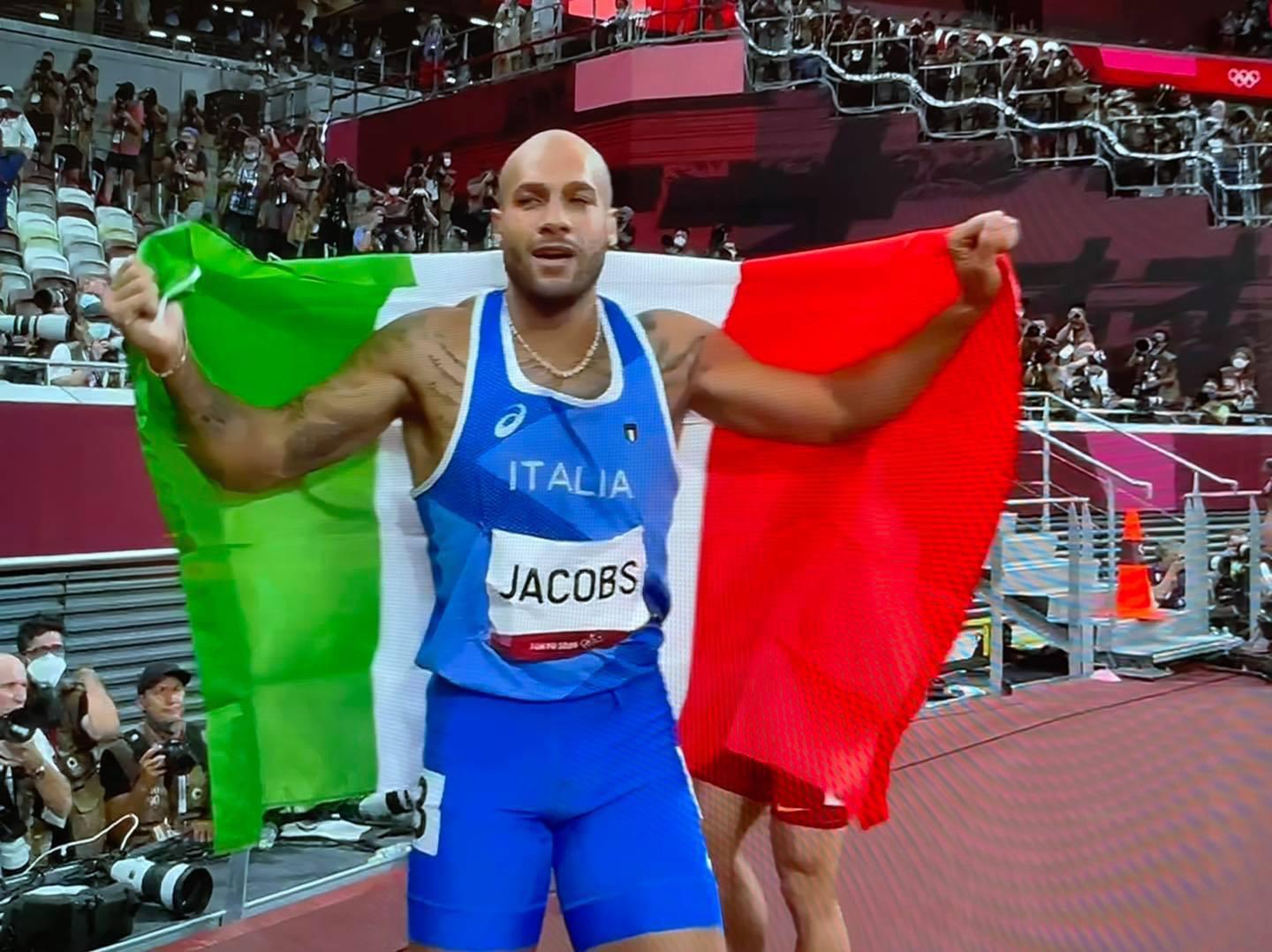 Olimpiadi, Marcell Jacobs è oro nei 100 metri Olimpiadi, Marcell Jacobs è oro nei 100 metri