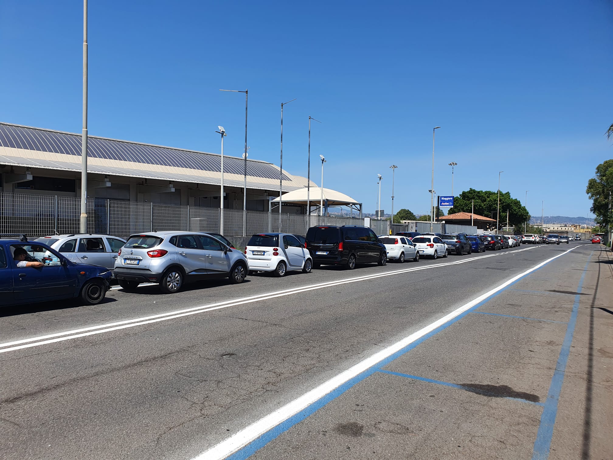 Effetto Green pass manda in tilt hub di Catania