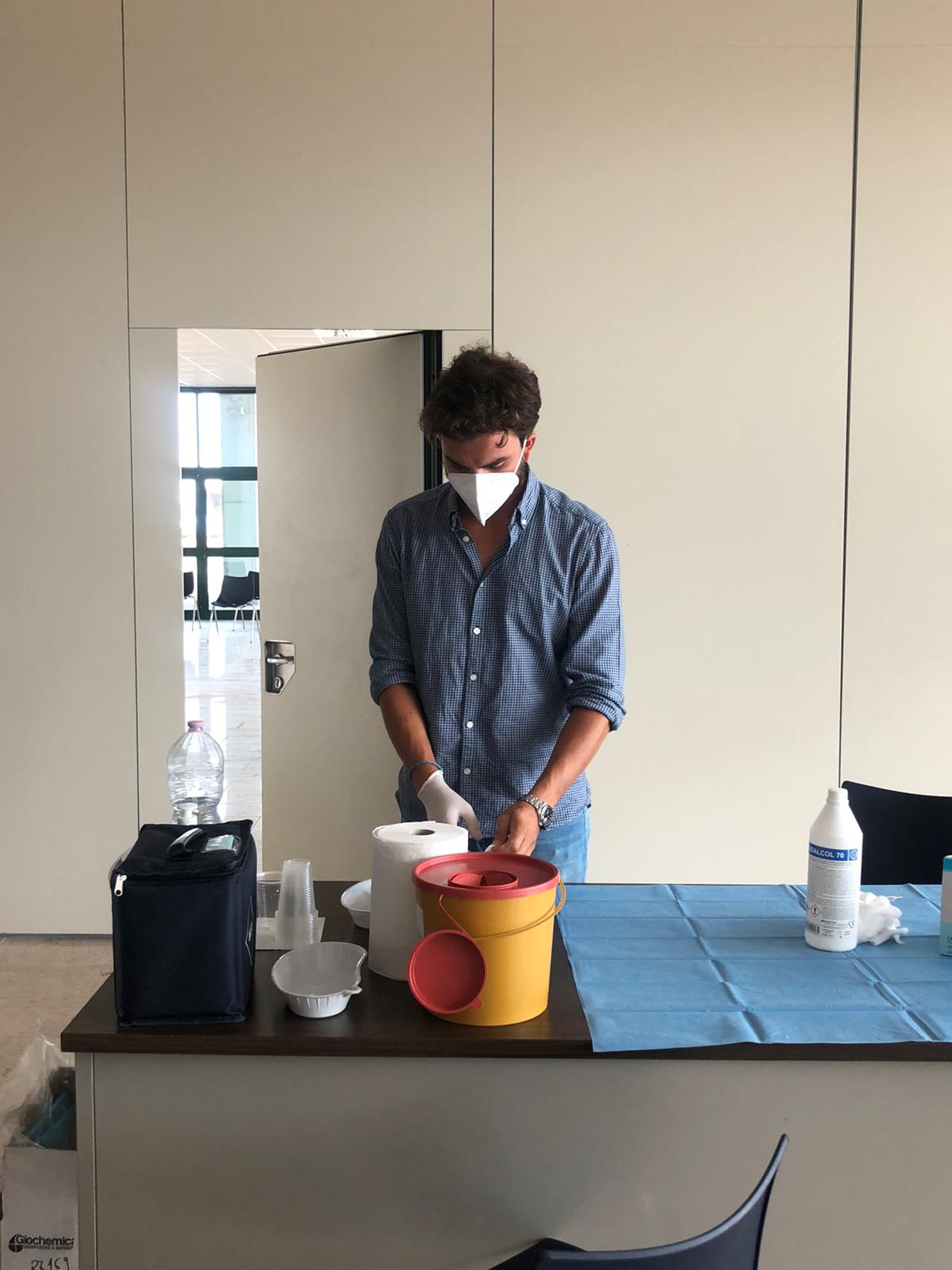 Vaccini, notte bianca al Maas di Catania per immunizzare operatori