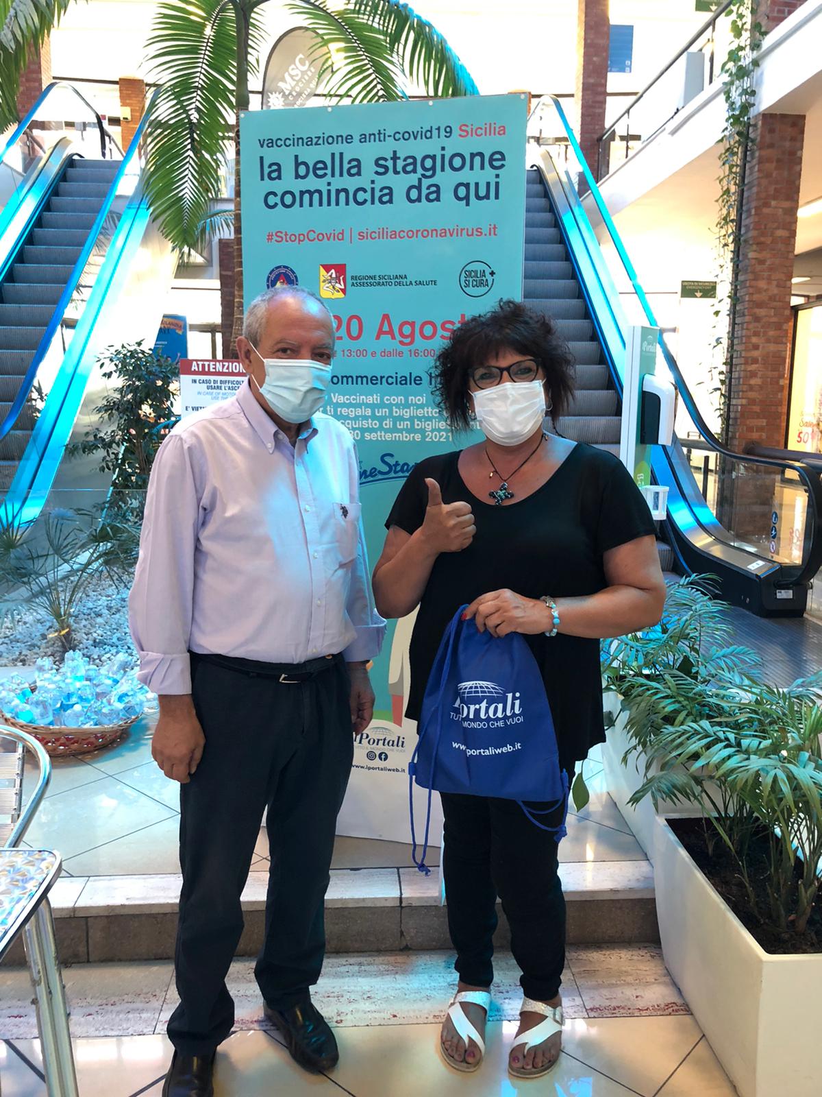 Vaccini, fino a domani il camper per immunizzarsi contro il Covid ai Portali