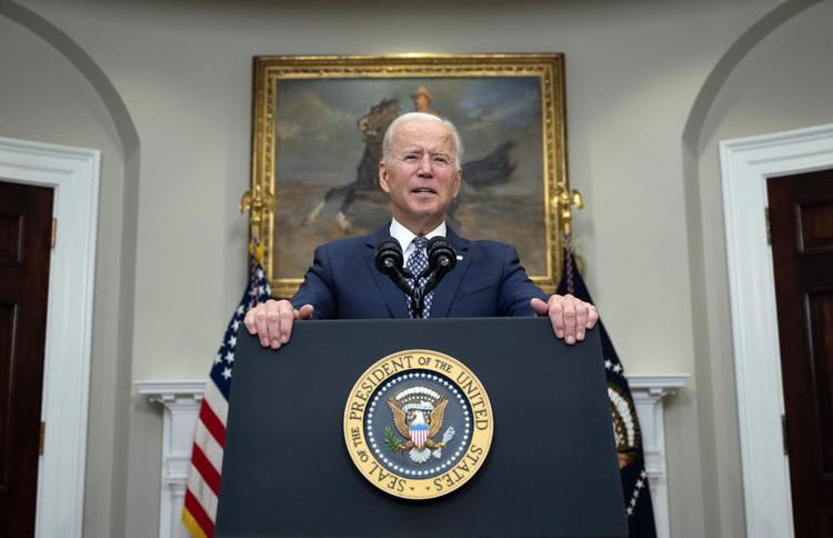 Afghanistan, Biden, “Evacuazione conclusa entro il 31 agosto”