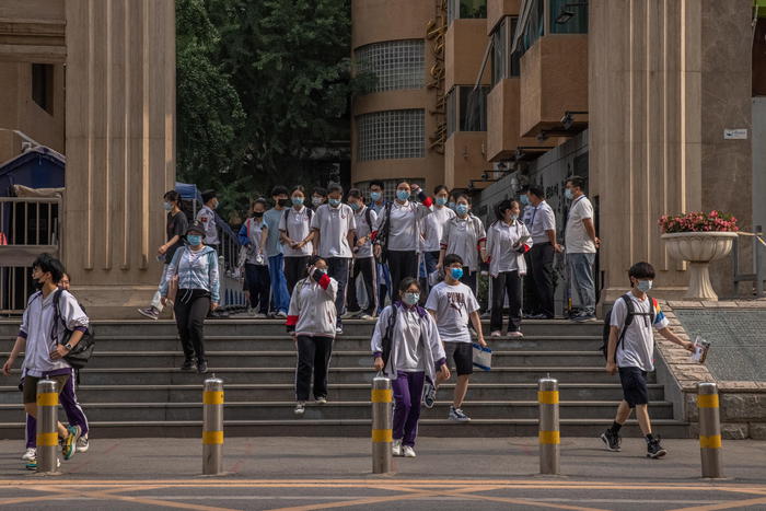 Covid, variante Delta, 98 casi in Cina, Pechino rinvia apertura scuole