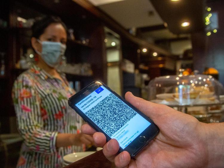 Green pass anche nelle mense militari, “Nessuna eccezione”