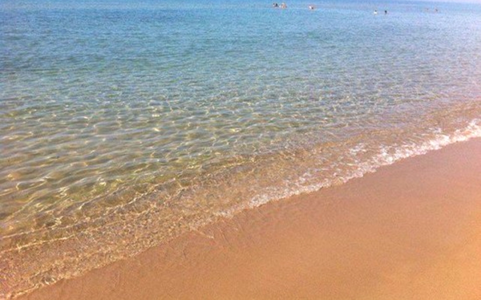 Gela, crisi epilettica in mare, dodicenne in gravi condizioni Gela, crisi epilettica in mare, dodicenne in gravi condizioni