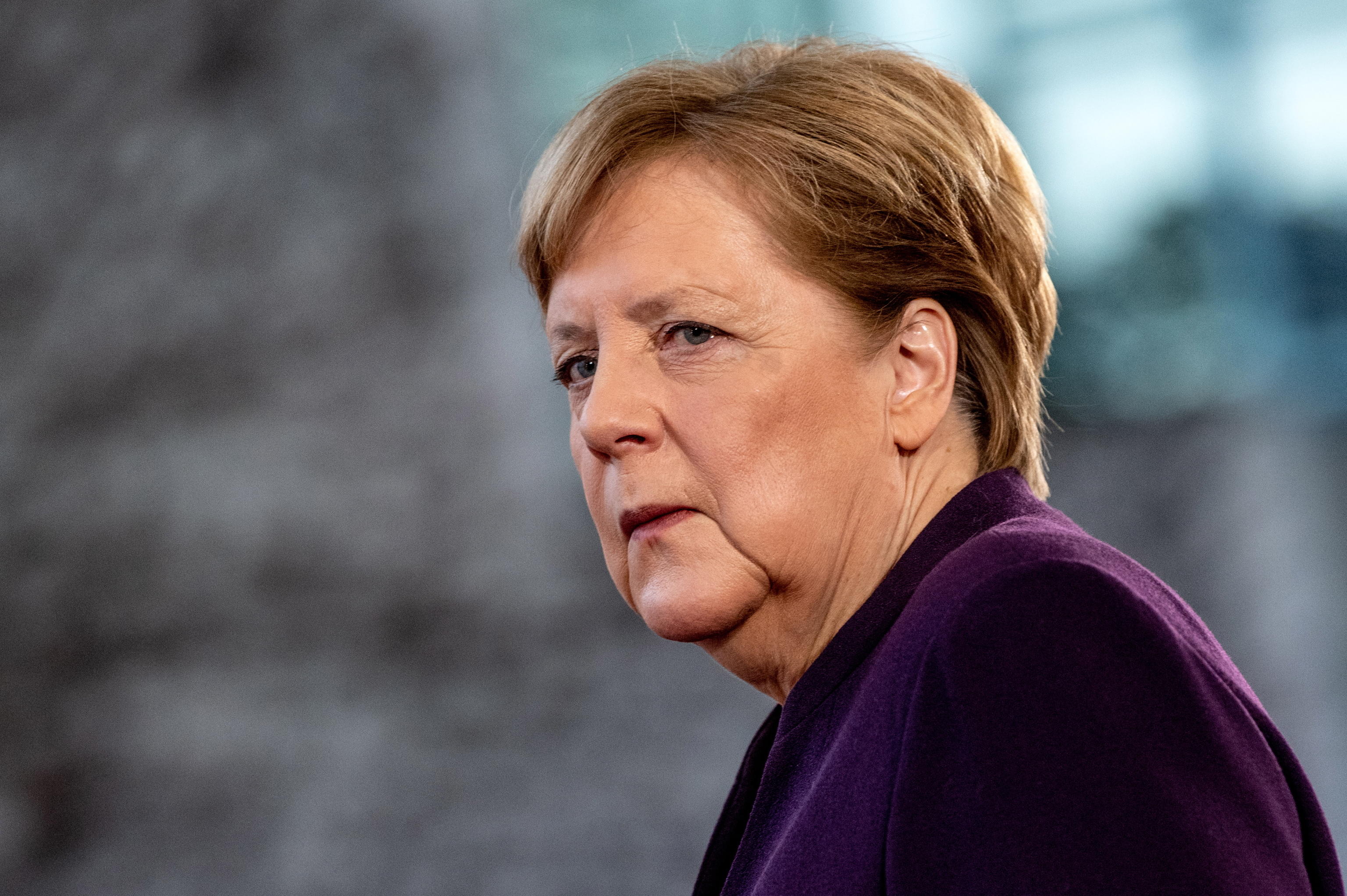 Frana Ischia, Merkel: “Affezionata a isola, in lutto per le vittime”