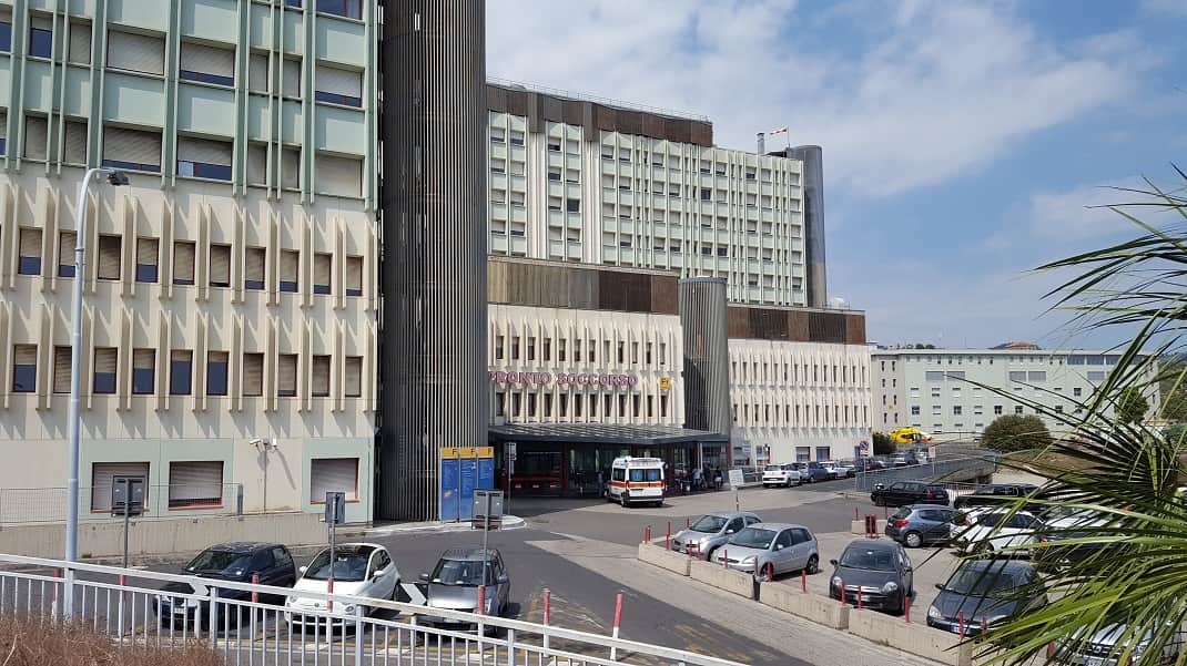 Catania, ricostruire il seno dopo il tumore: al Cannizzaro primo intervento con tecnica “PAP”