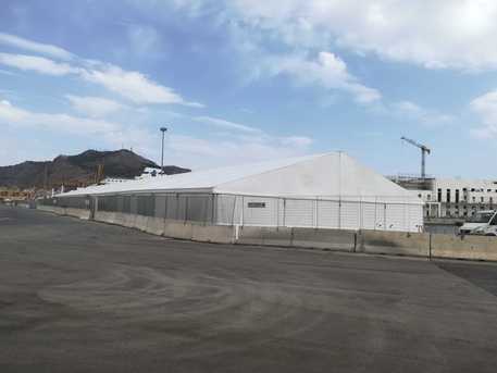 Porti, accoglienza turisti, a Palermo montata tensostruttura