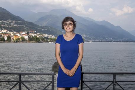 Afghanistan, fugge anche la regista Shahrbanoo Sadat, “Grazie a soldati francesi”