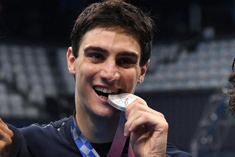 Zazzeri, argento nel nuoto a Tokyo 2020, derubato dopo il rientro in Italia