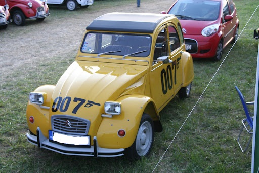 Quella mitica (e introvabile) auto usata da James Bond