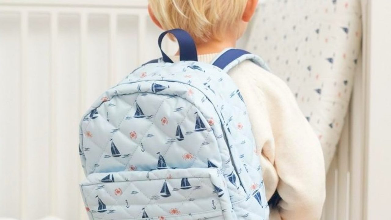 Scuola, 7 genitori su 10 comprano on line