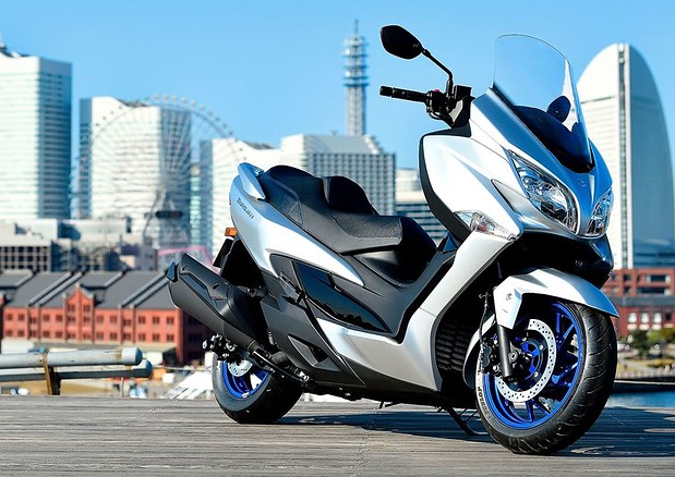 Il nuovo “Burgman 400” è il più elegante di sempre