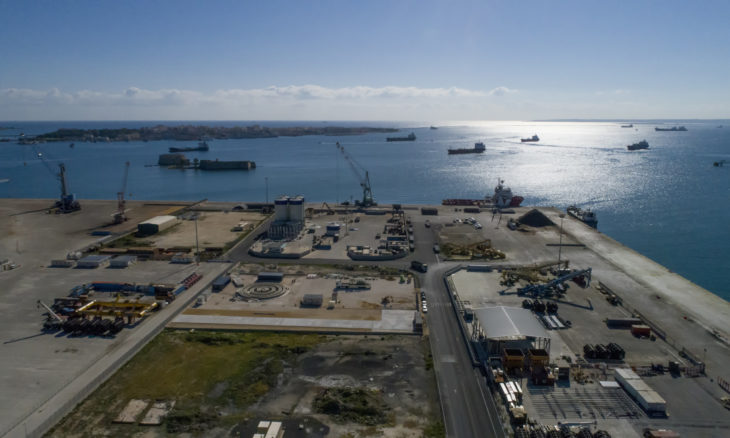 Augusta, sul deposito Gnl è ancora scontro aperto