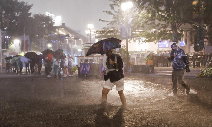 Stato d’emergenza a New York, uragano Ida porta alluvioni e caos