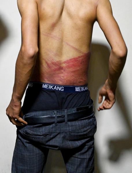 Vietato anche lo sport, i Talebani cancellano le donne