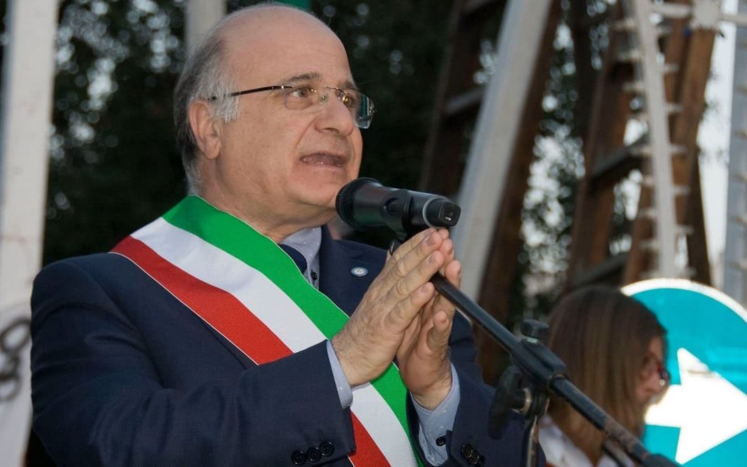 Muore per Covid il sindaco di Avetrana in Puglia