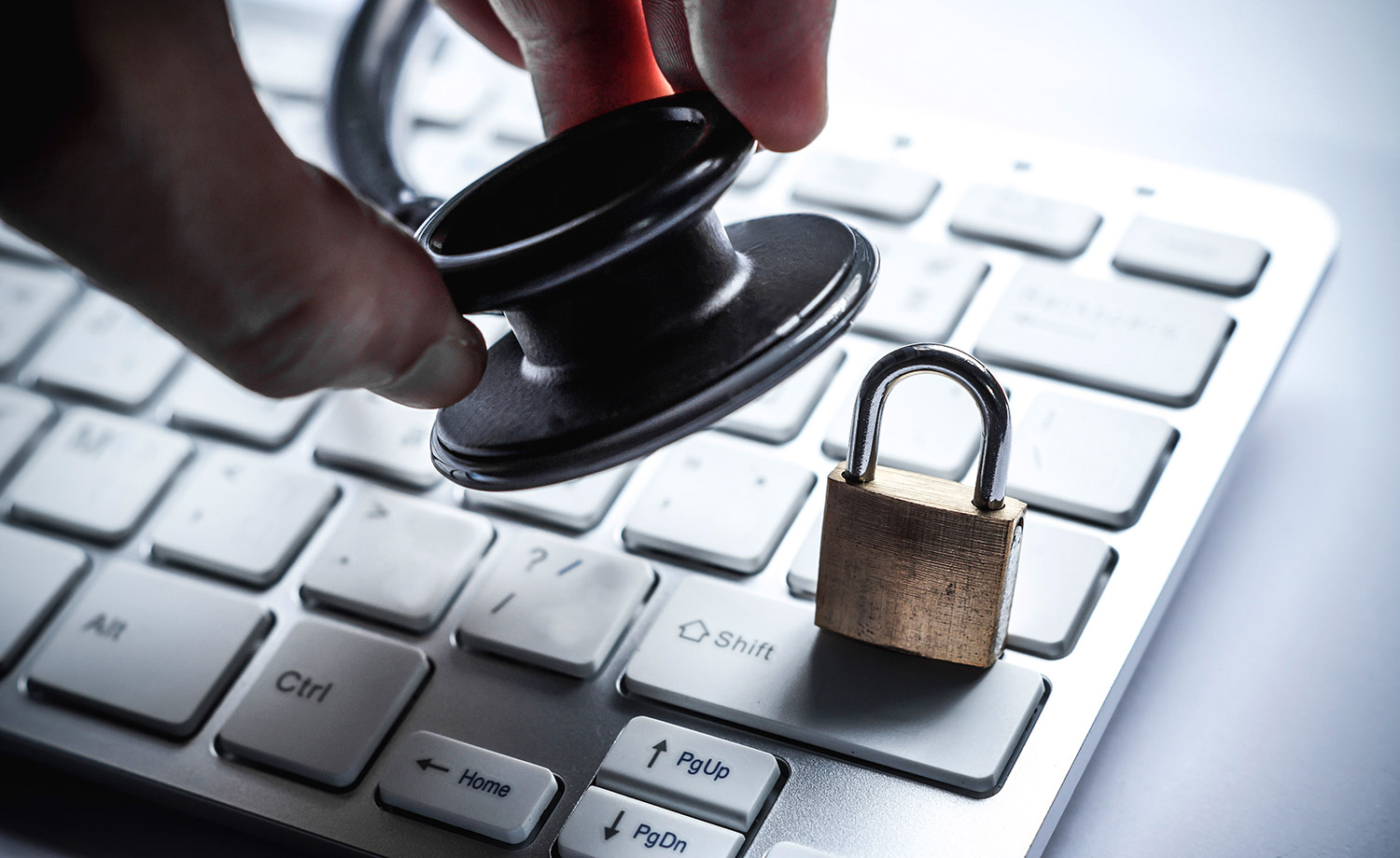 Cybersecurity, 60% aziende sanitarie italiane rischia furto dati