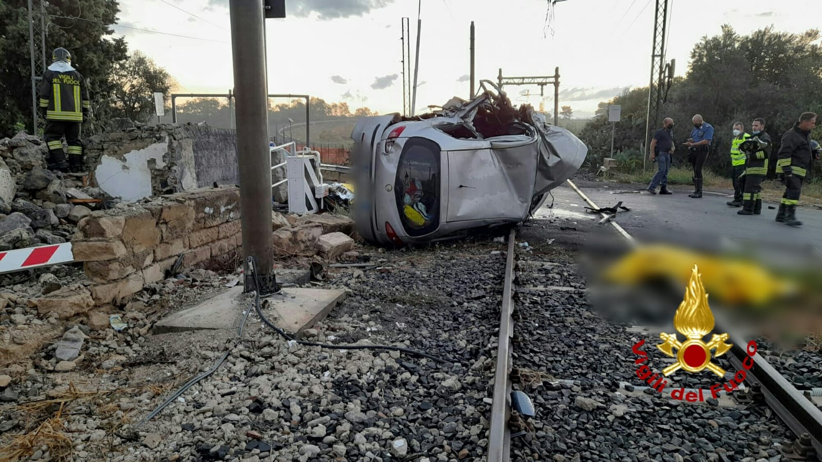 Auto si ribalta a Catania, morte due soldatesse Usa Auto si ribalta a Catania, morte due soldatesse Usa