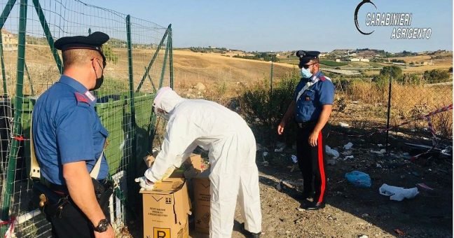 Abbandonati rifiuti speciali a rischio Covid a Canicattì