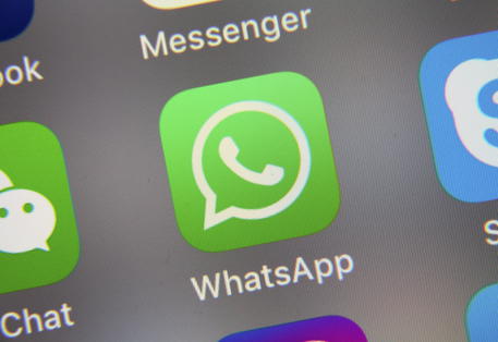 Whatsapp, Instagram e Facebook down, problemi in Italia e in Sicilia