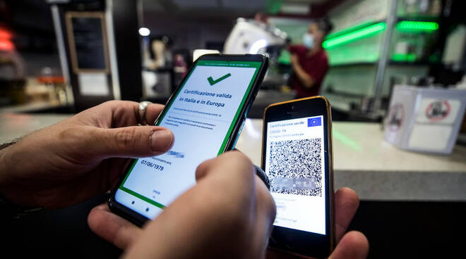 Furto di energia elettrica e clienti senza Green pass, multato ristoratore ad Avola