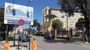 Palermo, irruzione vandali a Villa Sofia: danneggiata Tac nuova e attrezzature per terra