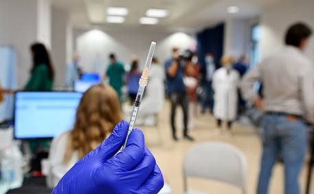 Vaccini, obiettivo 80% dei gelesi, Asp e Comune studiano lo sprint