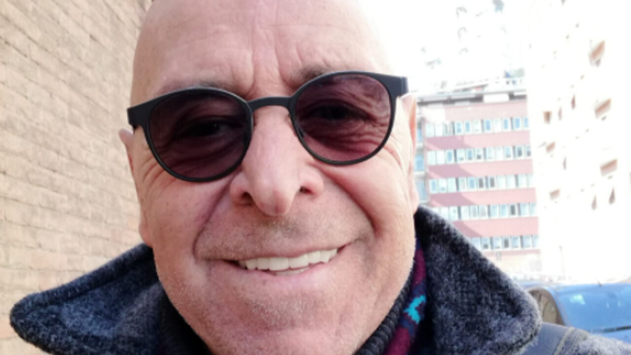 Regista tv trovato morto in casa a Roma