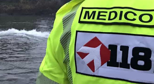 Si scontrano quattro auto, muore 50enne, feriti bambini e moglie