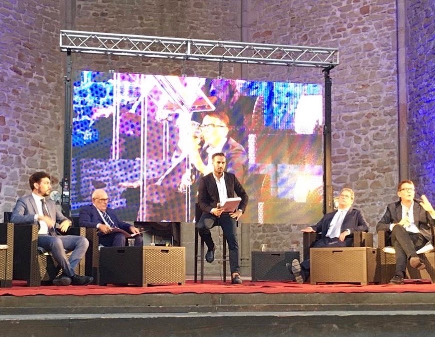 Giovani Siciliani, la prima convention, “Capacità, innovazione e competenza” Giovani Siciliani, la prima convention, “Capacità, innovazione e competenza”