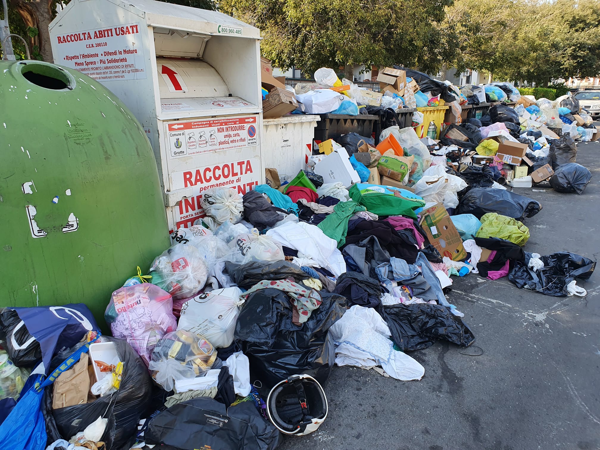 Messina, abbandono rifiuti, 200 telecamere contro gli “zozzoni”