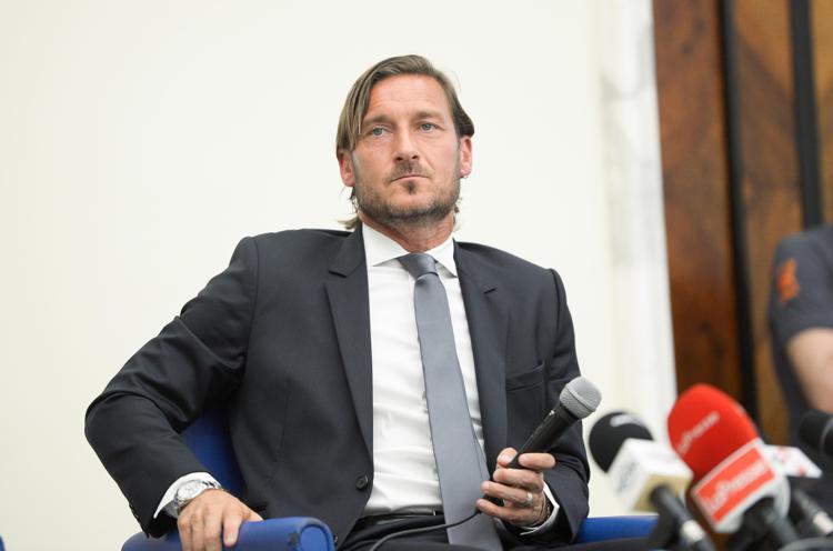 Francesco Totti critica la Roma, “Una squadra senza campioni, ecco cosa manca”