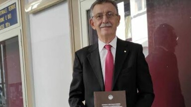 Gennaro Cortese, 71 anni e una sesta laurea conseguita all’Università di Messina