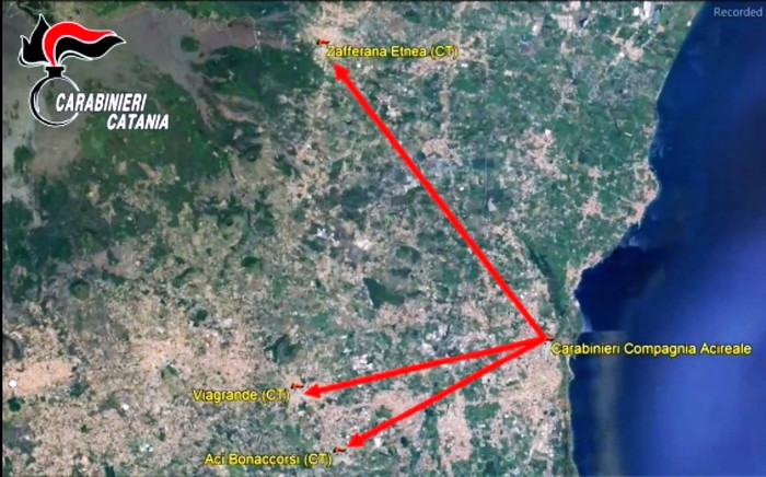 Droga, blitz nel Catanese, bambini nel racket familiare Droga, blitz nel Catanese, bambini nel racket familiare
