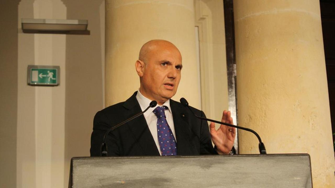 “Neet e tasso di povertà, primati negativi che pregiudicano il futuro”