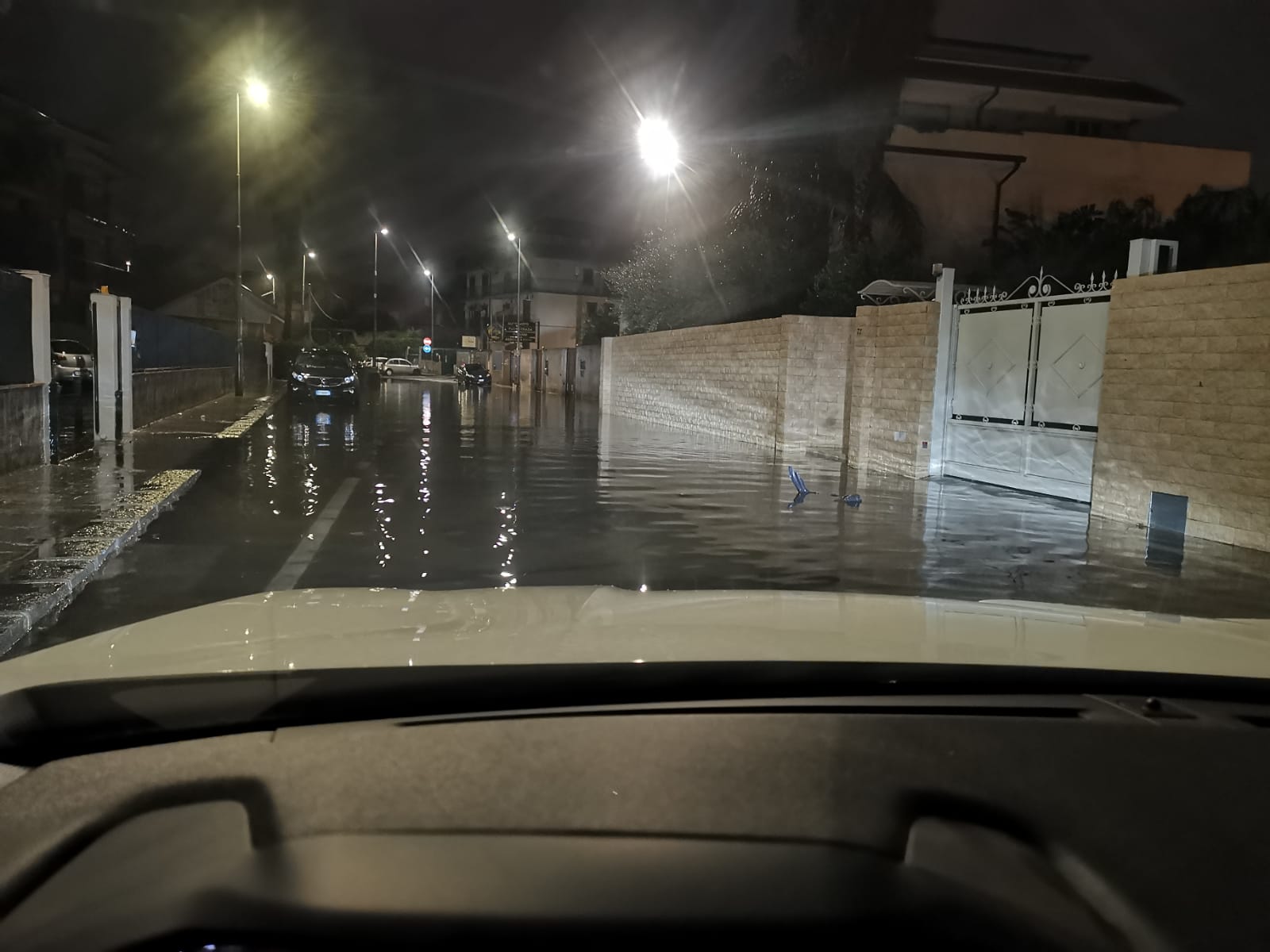 Uragano Catania, anche mercoledì le scuole rimangono chiuse