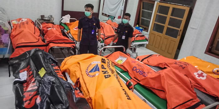 Assurda tragedia, 11 bimbi in gita scolastica morti annegati