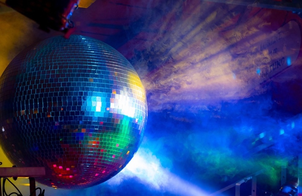 Riapertura discoteche in Sicilia, ecco chi è tornato a ballare