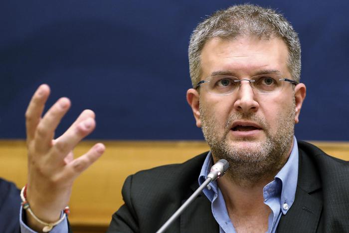 Elezioni, inchiesta Fanpage e indagine Procura, tegola per FdI