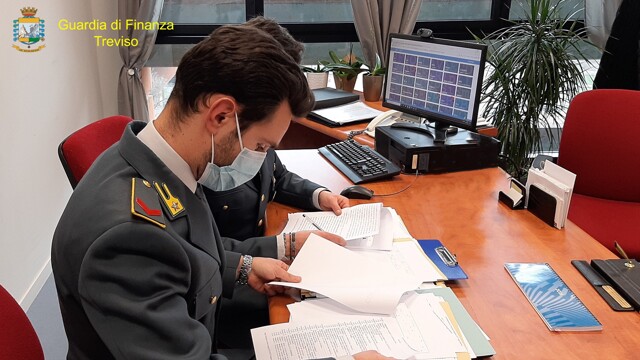 Migranti, sgominata banda di passeur con base a Malta Migranti, sgominata banda di passeur con base a Malta