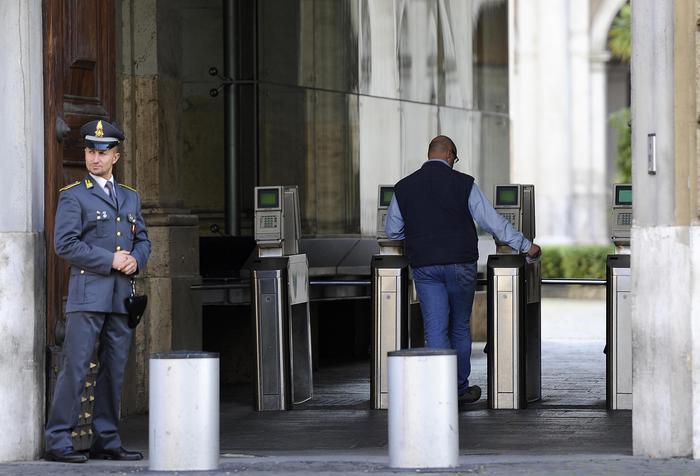 Pa, linee guida green pass, datori lavoro potranno anticipare controllo per gestire turni