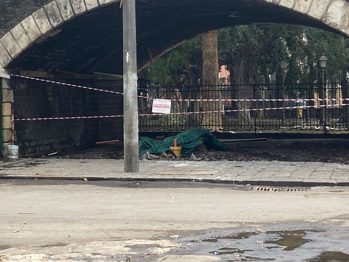 Lavori abusivi durante alluvione a Catania, sequestro agli Archi della Marina
