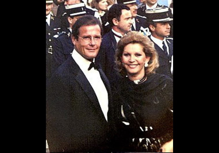 E’ morta Luisa Mattioli, sposò Roger Moore, l’ex 007 James Bond